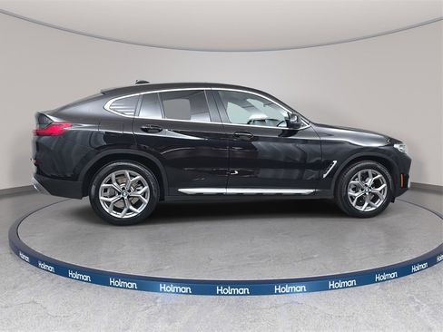 Used 2024 BMW X4 xDrive30i w/ Parking Assistance Package image 5