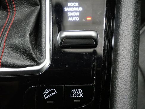 Used 2024 Jeep Compass Trailhawk AWD/4WD image 21