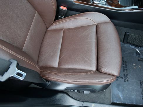 Used 2017 BMW X3 xDrive28i w/ Technology Package image 39