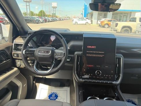 New 2026 GMC Yukon XL Elevation w/ Elevation Premium Package AWD/4WD image 15