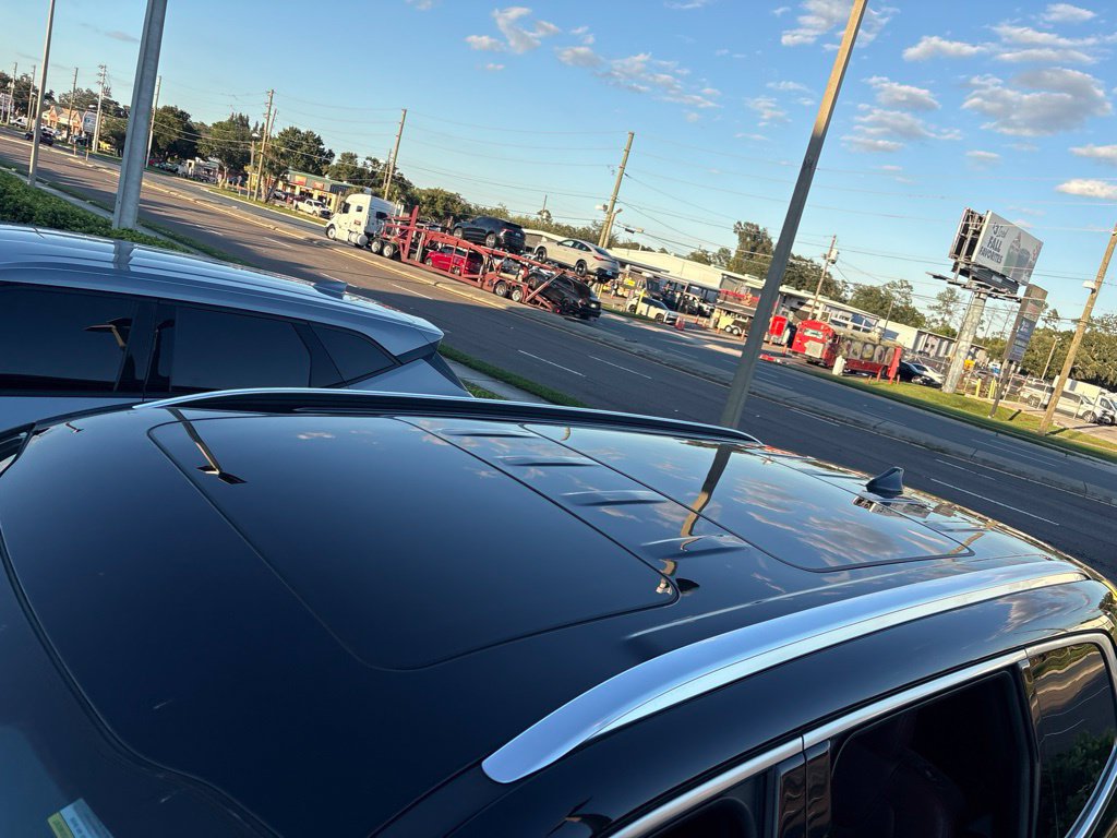 Used 2023 Kia Telluride SX FWD image 9