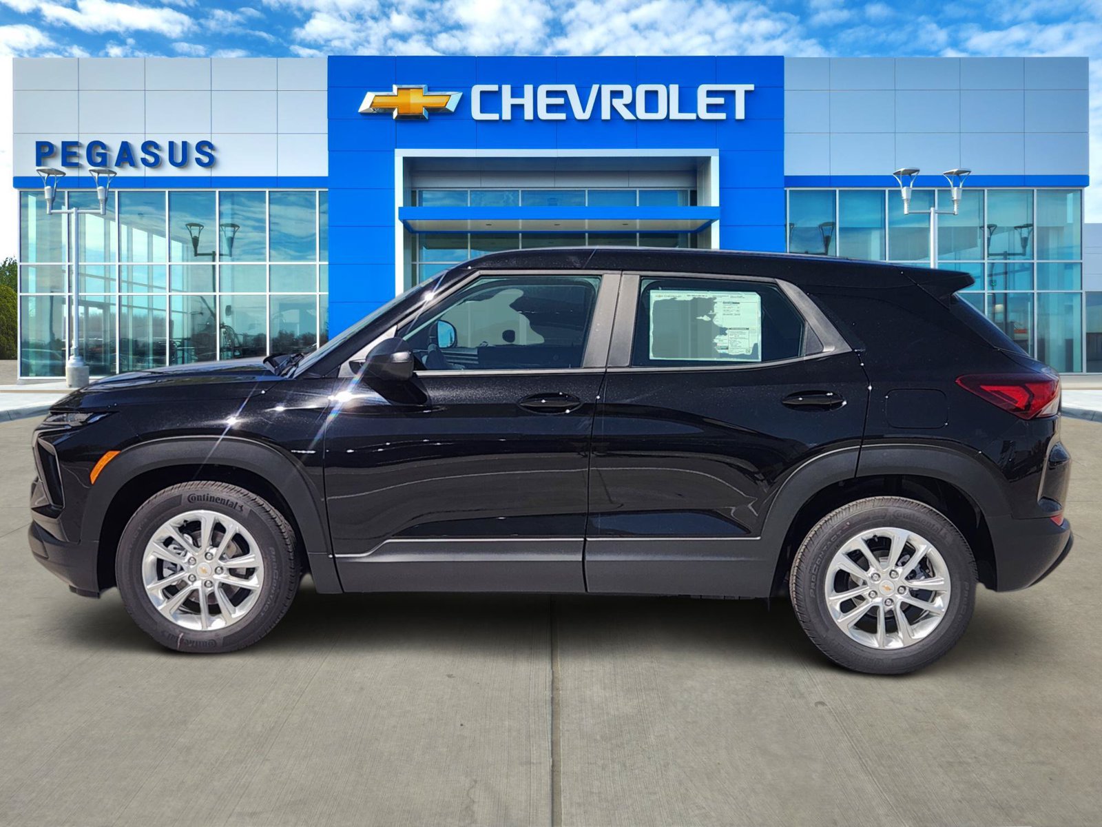 New 2026 Chevrolet TrailBlazer LS FWD image 3