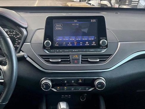 Certified 2023 Nissan Altima 2.5 SR image 7