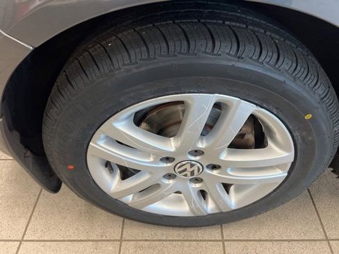 Used 2009 Volkswagen Jetta TDI image 10