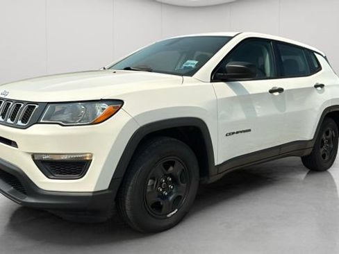 Used 2021 Jeep Compass Sport FWD image 10