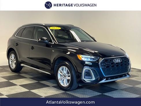 Used 2023 Audi Q5 2.0T Premium w/ Convenience Package AWD/4WD image 1