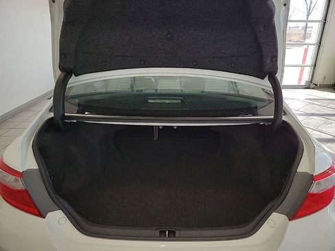 Used 2016 Toyota Camry SE image 15