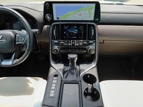 Used 2024 Lexus LX 600 4WD w/ Appearance Package image 51