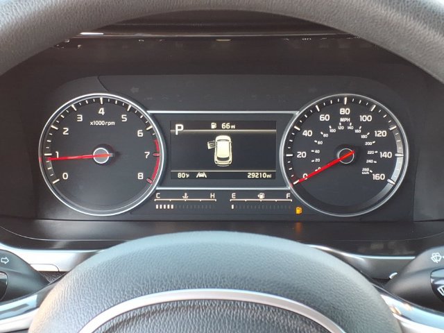 Used 2023 Kia Sorento LX FWD image 16