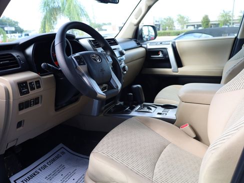 Used 2012 Toyota 4Runner Limited image 7