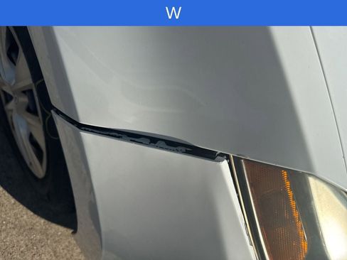 Used 2014 Toyota Corolla L image 2