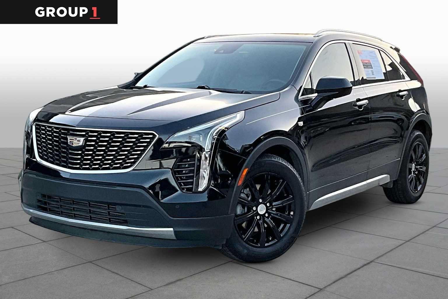 Used 2020 Cadillac XT4 Premium Luxury w/ Cold Weather Package FWD image 1