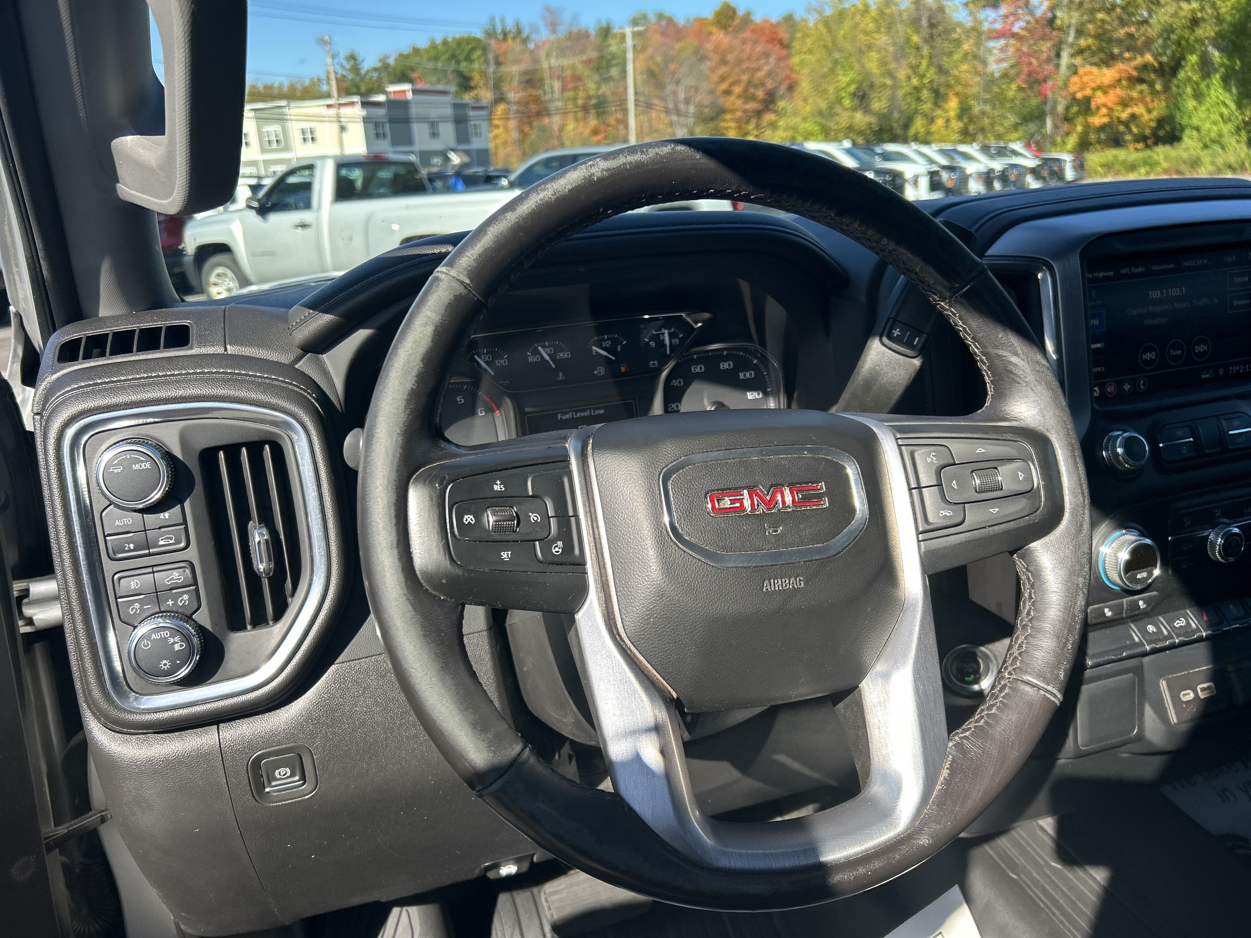 Used 2022 GMC Sierra 1500 Elevation AWD/4WD image 18