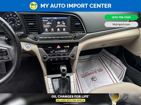 Used 2017 Hyundai Elantra Value Edition w/ Cargo Package FWD image 16