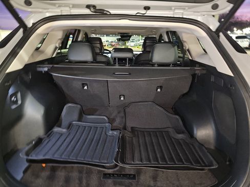 Used 2024 Kia Sportage SX image 14