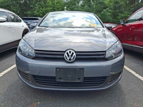 Used 2013 Volkswagen Golf 2-Door FWD image 2