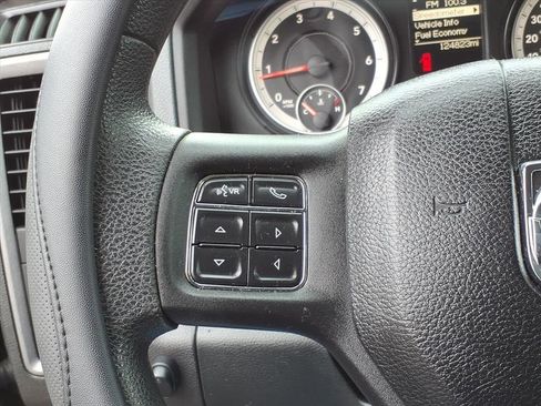 Used 2014 RAM 1500 Express image 17
