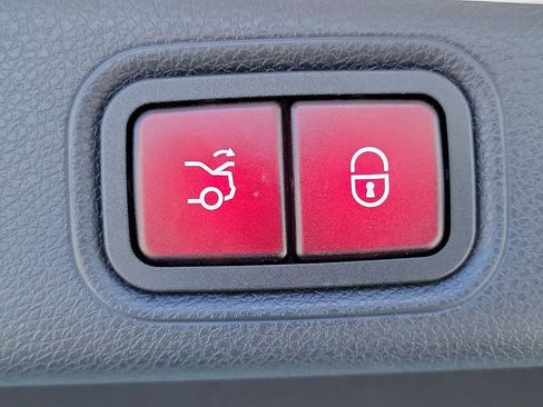 Certified 2023 Mercedes-Benz E 350 Sedan image 9