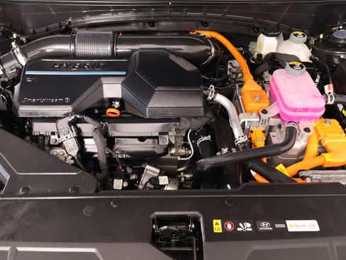 Certified 2024 Hyundai Tucson Limited AWD/4WD image 21