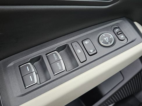 Certified 2025 Honda Accord EX-L image 39