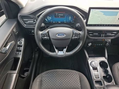 Used 2023 Ford Escape Active w/ Tech Pack #2 AWD/4WD image 12