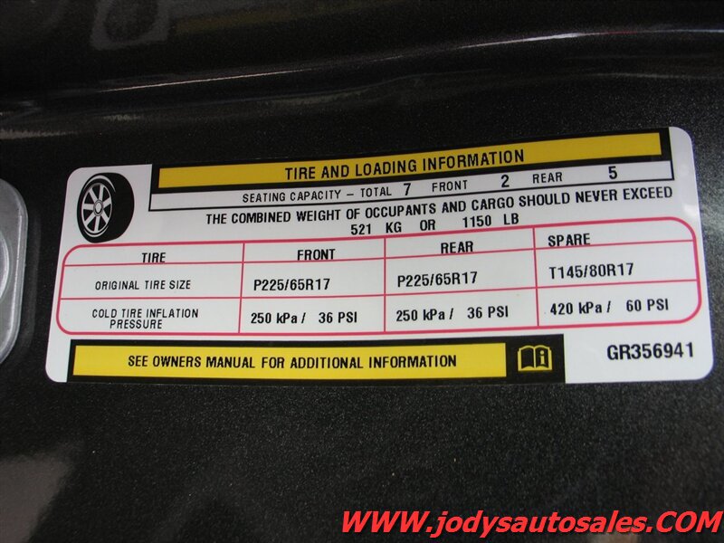 Used 2016 Dodge Grand Caravan SXT w/ Rear Park Assist Package FWD image 39