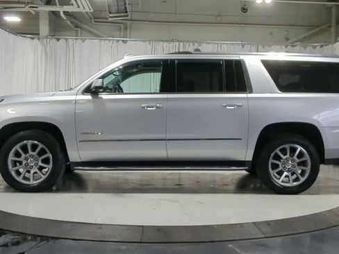 Used 2020 GMC Yukon XL Denali w/ Open Road Package AWD/4WD image 6