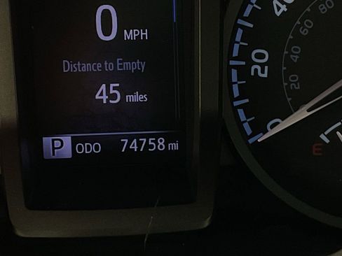 Used 2020 Toyota Tacoma TRD Off-Road image 35