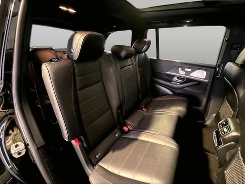 Used 2023 Mercedes-Benz GLS 580 4MATIC image 20