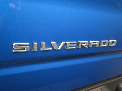 Used 2024 Chevrolet Silverado 1500 Custom image 8