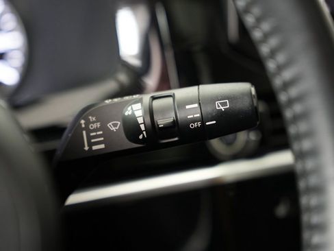 Used 2022 Nissan Pathfinder SV w/ SV Premium Package AWD/4WD image 13