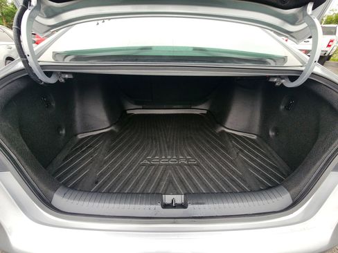 Used 2024 Honda Accord Sport image 22