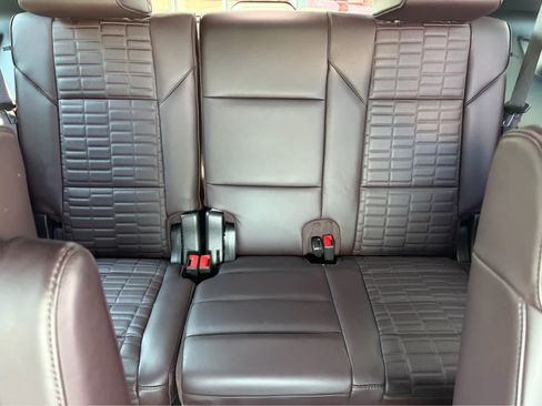 Used 2022 Cadillac Escalade Sport Platinum AWD/4WD image 35