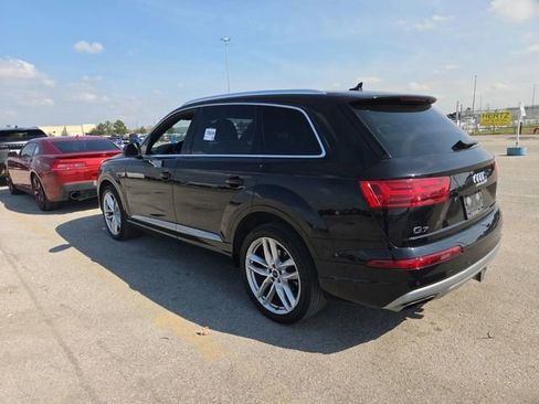 Used 2018 Audi Q7 3.0T Prestige image 3