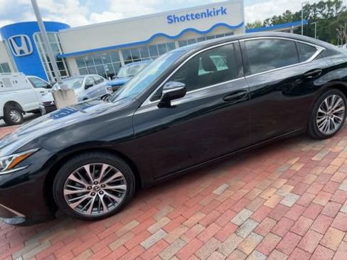Used 2021 Lexus ES 350 w/ Premium Package FWD image 6