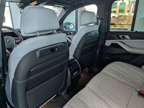 New 2026 BMW X5 xDrive50e w/ Executive Package image 12