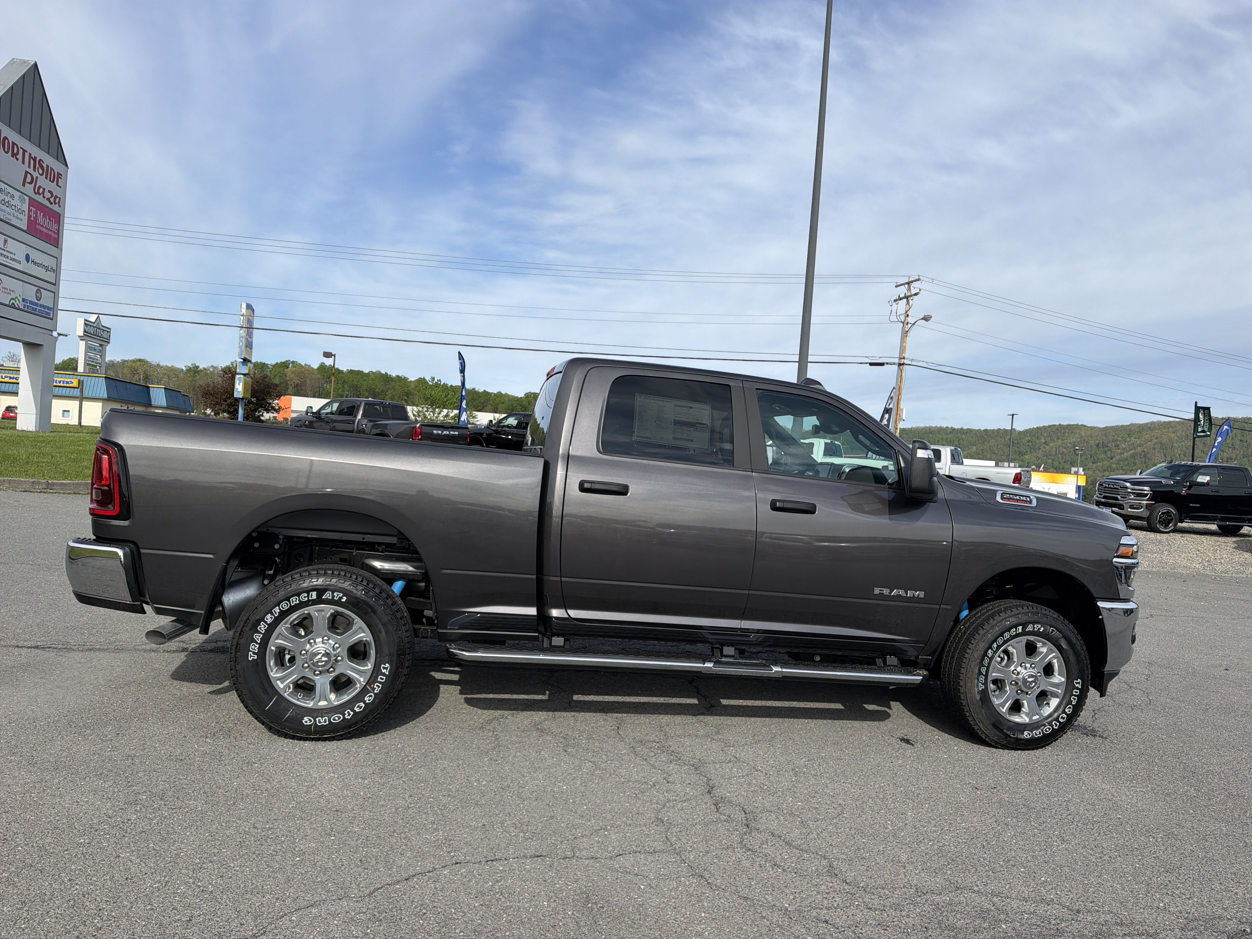 New 2026 RAM 2500 Big Horn AWD/4WD image 5