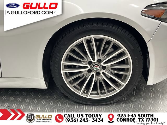 Used 2019 Alfa Romeo Giulia Ti w/ Quick Order Package 22X Lusso AWD/4WD image 31
