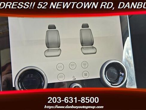 Used 2019 Land Rover Range Rover Velar S image 11