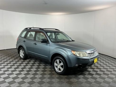 Used 2011 Subaru Forester 2.5X AWD/4WD image 3