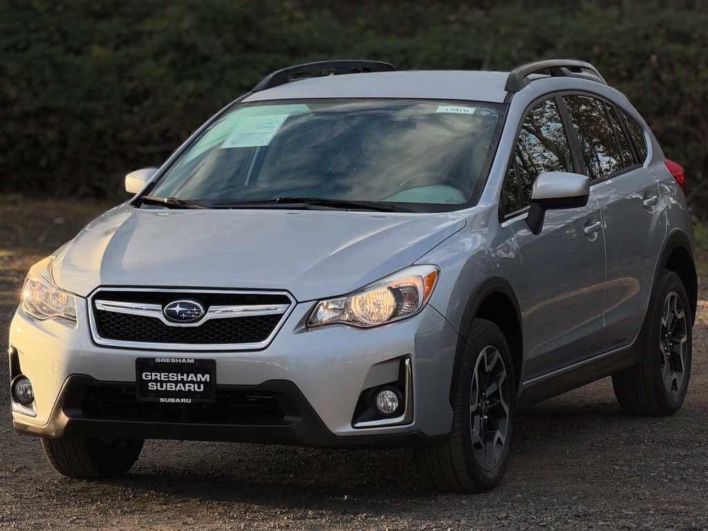Used 2017 Subaru Crosstrek 2.0i Premium AWD/4WD image 3