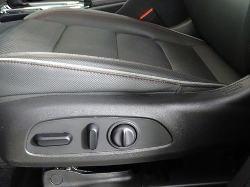 Used 2022 Chevrolet TrailBlazer RS image 19