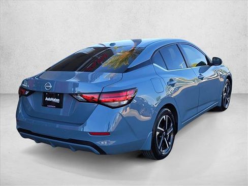 Used 2025 Nissan Sentra SV w/ All-Weather Package image 5