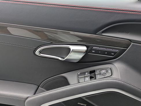 New 2025 Porsche 718 Boxster S image 14