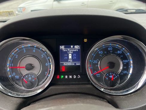 Used 2012 Chrysler Town & Country Touring-L w/ Entertainment Group #2 image 14