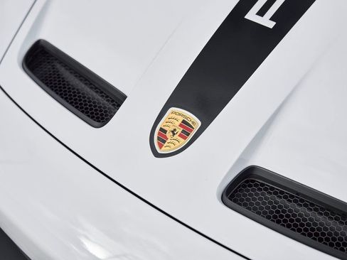 Used 2025 Porsche 911 GT3 w/ Chrono Package RWD image 7