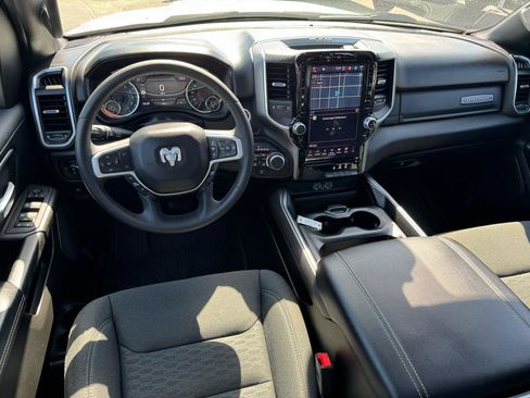Used 2025 RAM 1500 Big Horn AWD/4WD image 11