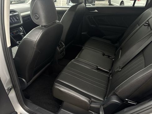 Certified 2022 Volkswagen Tiguan SE image 22