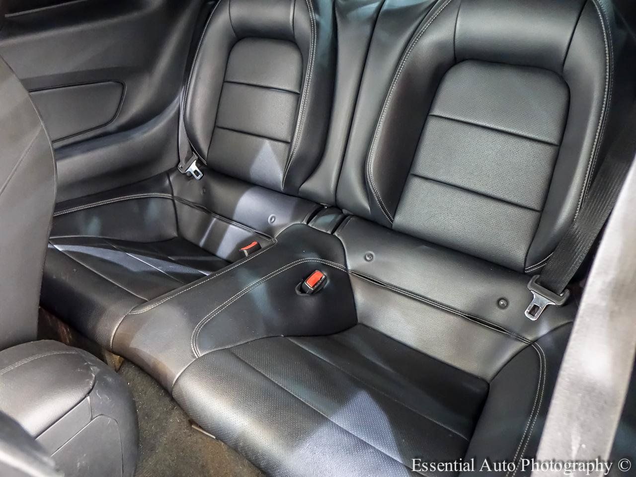 Used 2017 Ford Mustang Coupe RWD image 14