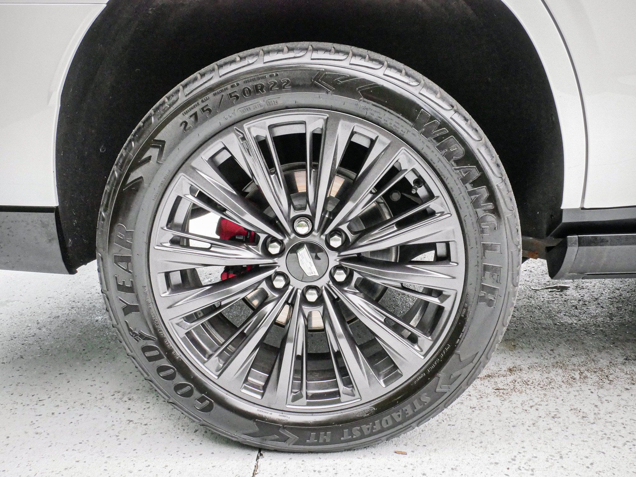 Used 2023 Cadillac Escalade V w/ LPO, ONYX Package AWD/4WD image 13